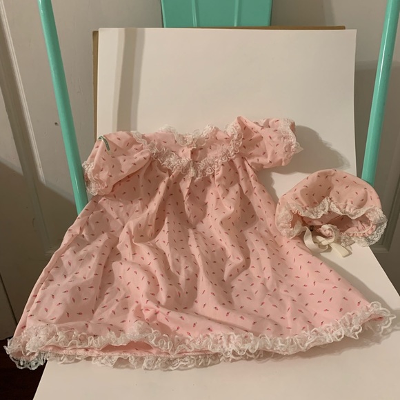 Vintage Cabbage Patch Pink Rosebud Nightgown and Bonnet - Picture 3 of 8